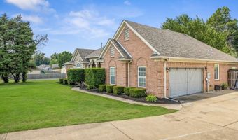 202 WALKER Pkwy E, Atoka, TN 38004