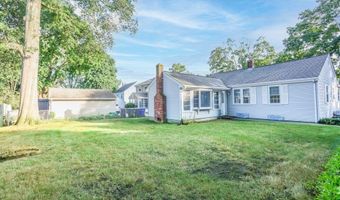 29 Edward Ave, East Providence, RI 02916