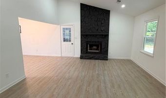 6211 Emerald Springs Dr SE, Acworth, GA 30102