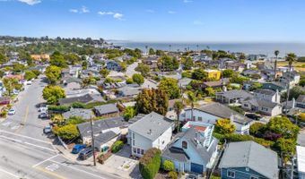 227 Center Ave, Aptos, CA 95003