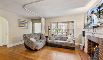 228 Saddle River Rd, Airmont, NY 10952