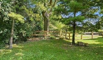 1438 Newell Ct, Columbus, OH 43228