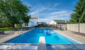 10194 Buell Dr, Avon, IN 46123