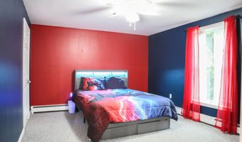 300 Northeast Rd, Standish, ME 04084