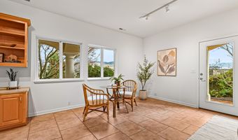 517 Lakota Way, Ashland, OR 97520