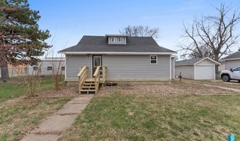 307 W Oak St, Beresford, SD 57004