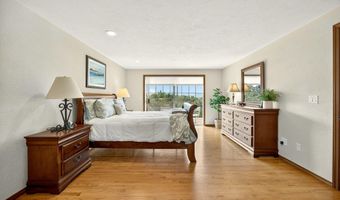 500 Pompadour Dr, Ashland, OR 97520