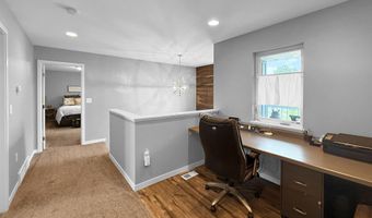 3906 Lone Peak Dr, Bismarck, ND 58503