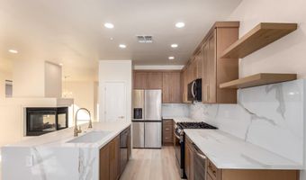 2335 W MUIRFIELD Dr, Anthem, AZ 85086