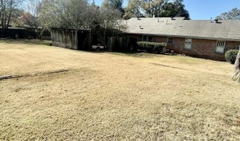 504 Holmes St, Belzoni, MS 39038