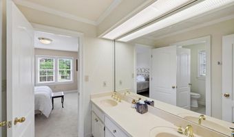 103 Woodlands Green Dr, Brandon, MS 39047