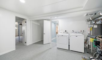 4 Rainbow Trl, Alloway, NJ 07422