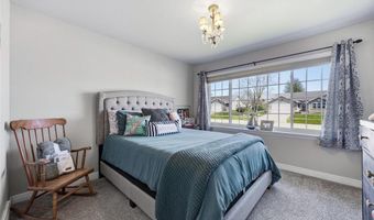 800 Kaitlynn Ave, Anamosa, IA 52205