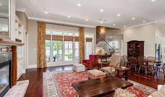 17744 Pecan Shadows Dr, Baton Rouge, LA 70810
