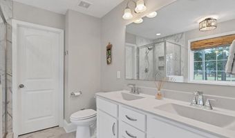 138 Warren Lake Rd, Aberdeen, NC 28315