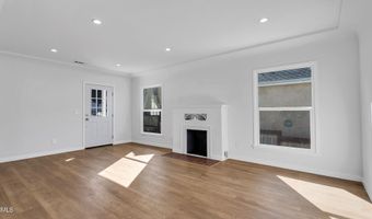 10437 Helendale Ave, Los Angeles, CA 91042