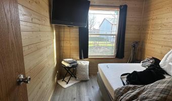 106 Skinner St, Akaska, SD 57420