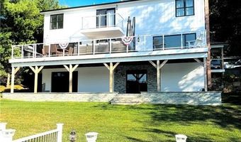 136 Aldrich Rd, Glocester, RI 02857