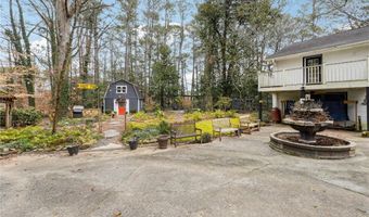 2395 Dodson Dr, East Point, GA 30344