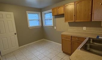 15879 Horger Ave, Allen Park, MI 48101