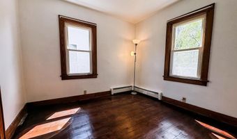 935 Gage St, Bennington, VT 05201