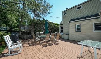 114 Hilldale Rd, Albertson, NY 11507
