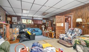 972 Reynolds Rd, Glocester, RI 02814