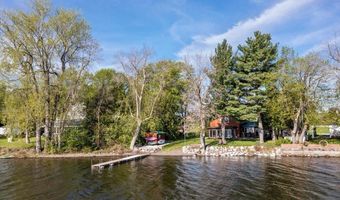 39 Bourdeau Ln N, Alburgh, VT 05440