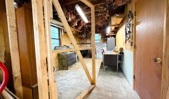 4720 State Highway 39, Aurora, MO 65605