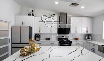 10505 W WILSHIRE Dr, Avondale, AZ 85392