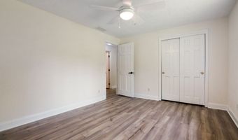 615 Country Club Ln, Anderson, IN 46011