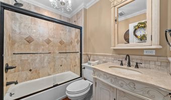 24 Lebrun Ave, Amityville, NY 11701