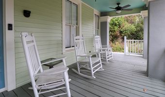 526 Academy St, Bainbridge, GA 39819