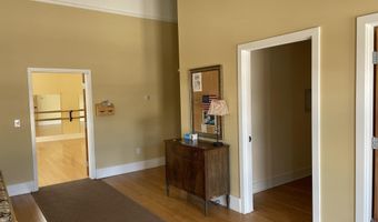 25 Rossiter St, Brandon, VT 05733