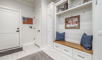 29 Gusta Ln, Hot Springs Village, AR 71909