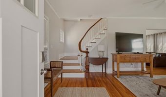 191 3rd St, Newport, RI 02840