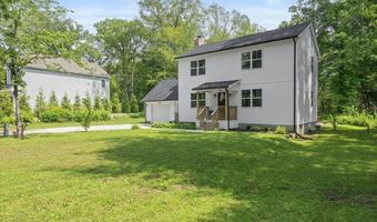 263 Collins Rd, Hopkinton, RI 02804