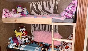 8785 NW Glenwood Rd, Amity, MO 64422