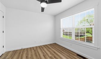 2304 SE Jayel Ter 2, Bentonville, AR 72712