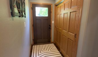 814 S Park St, Aberdeen, SD 57401