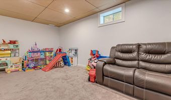 358 Lenape Trl, Allentown, PA 18104