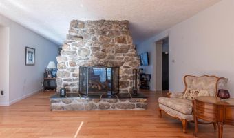 28 Crown Hill Rd, Atkinson, NH 03811