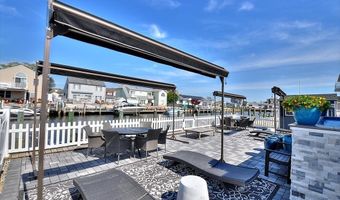 21 Drake Dr, Bayville, NJ 08721