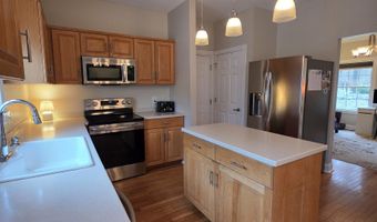 120 Woodbine Rd, Colchester, CT 06415