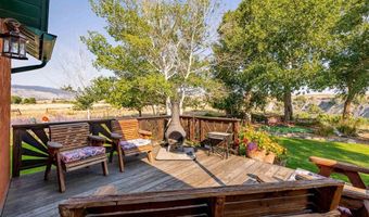 89 W Rocky Rd, Cody, WY 82414