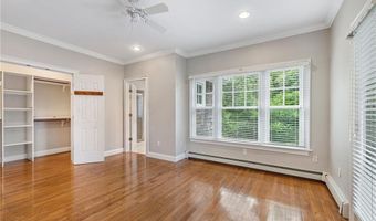 21 Bonnet View Dr, Jamestown, RI 02835