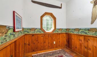 570 Maplewood Rd, Parsonsfield, ME 04047
