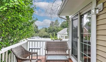 187 Washington Rd, Barrington, RI 02806