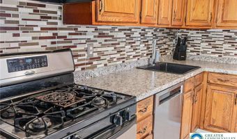2803 Diamond Ave, Allentown, PA 18103