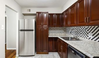 6155 EDSALL Rd B, Alexandria, VA 22304